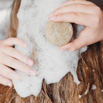 9 Natural & Organic Body Washes For Head-To-Toe Moisture - The Eco Hub