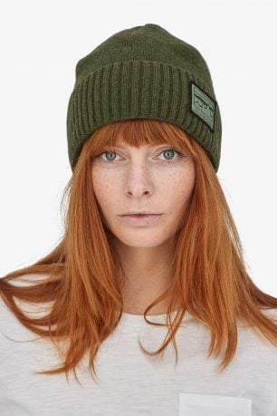 As the temperatures start to rapidly decline, it's time to think about winter gear for your head and that starts with warm sustainable winter hats.