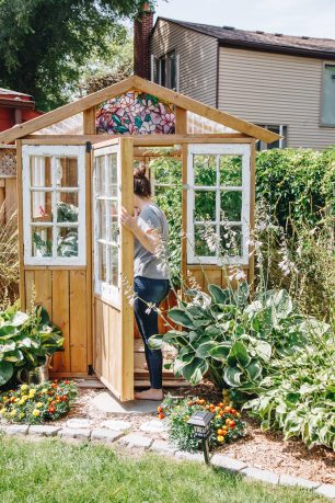 sustainable-backyard-featured